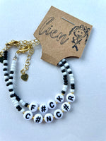 Afbeelding in Gallery-weergave laden, Handgemaakte armbandenset | F#CK CANCER
