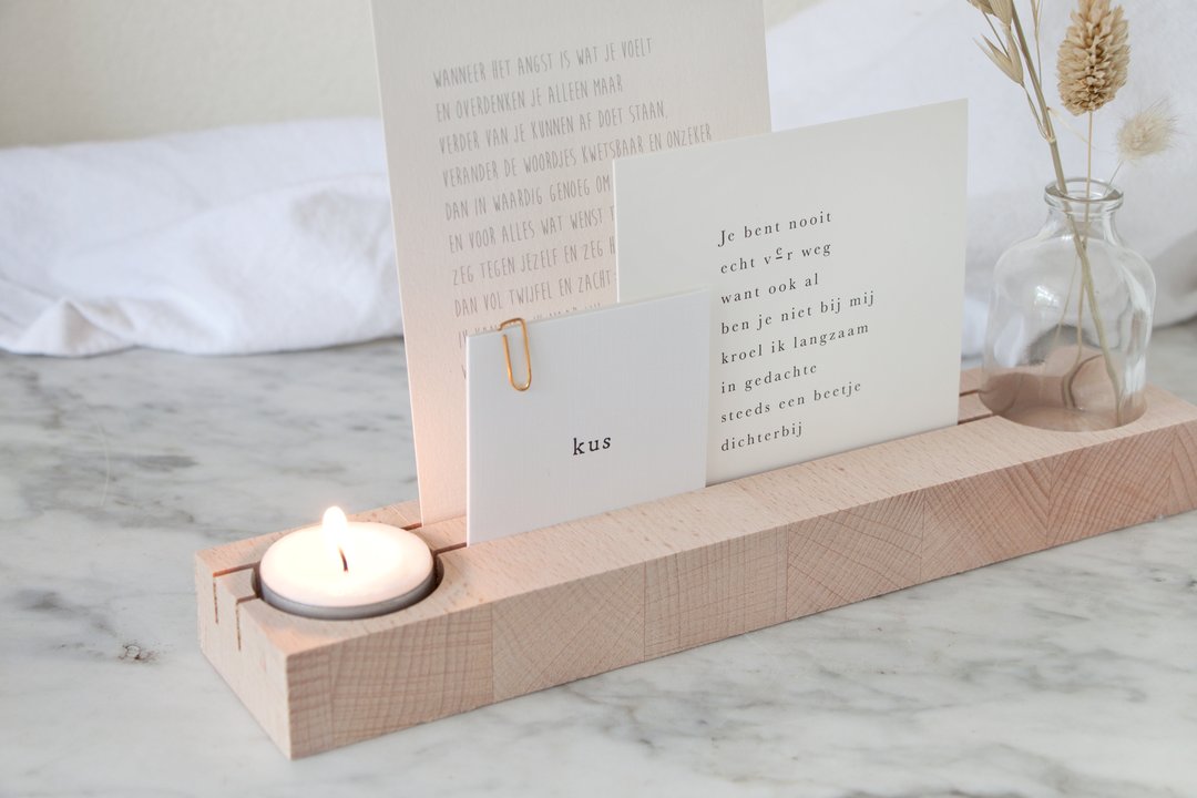 Hold it memory shelf